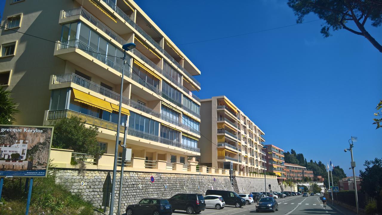 Vintage Flat Overlooking Villefranche Bay Apartment Exterior photo