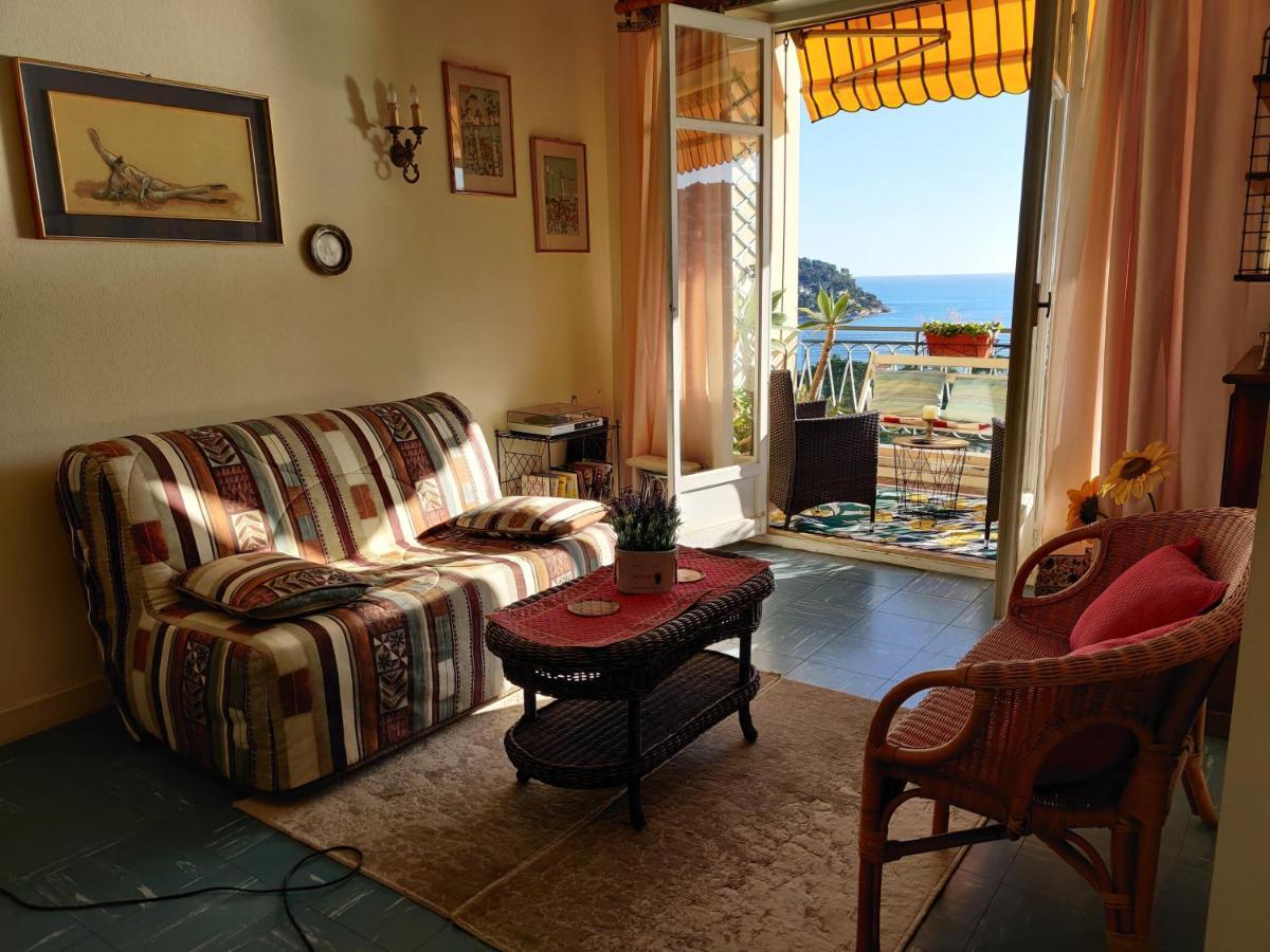 Vintage Flat Overlooking Villefranche Bay Apartment Exterior photo